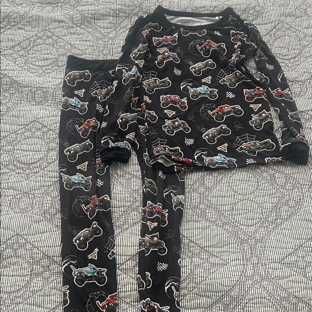 Soul baby Monster Truck Halloween Pajama Set 4T